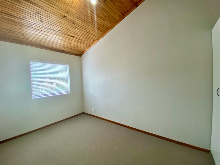 To Let 2 Bedroom Property for Rent in Sunningdale Western Cape